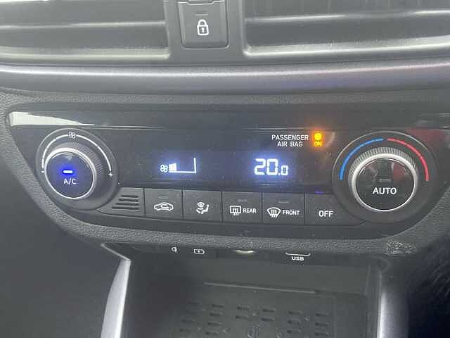 Hyundai i10 1.0 [63] Premium 5dr Auto [Nav]