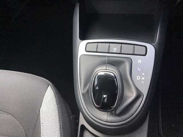 Hyundai i10 1.2 Advance 5dr Auto
