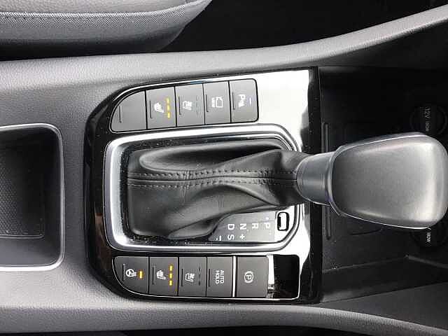 Hyundai IONIQ 1.6 GDi Hybrid Premium SE 5dr DCT Grey