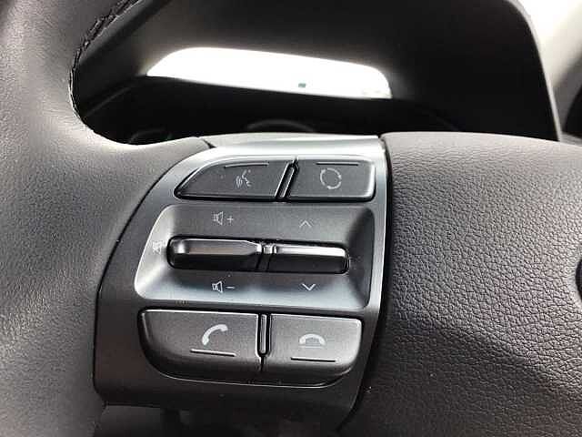 Hyundai IONIQ 1.6 GDi Hybrid Premium SE 5dr DCT Grey