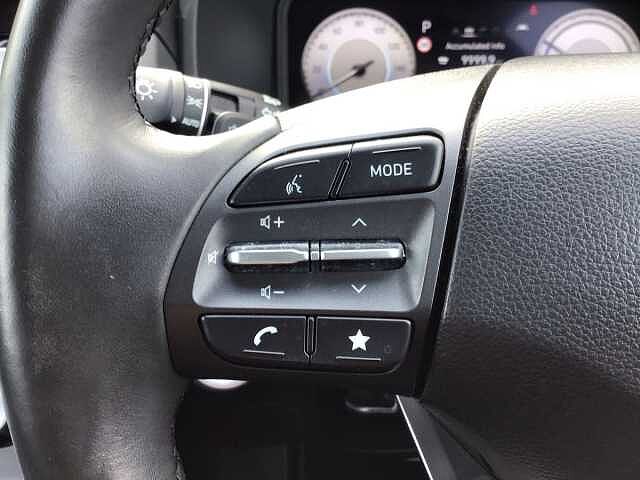 Hyundai KONA 100kW Premium 39kWh 5dr Auto Red