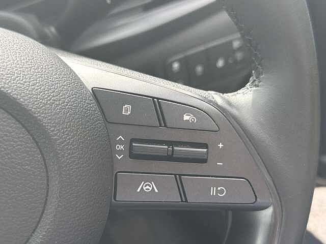 Hyundai i20 1.0T GDi 90 Black Line 5dr DCT