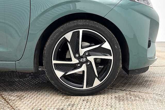 Hyundai i10 1.0 [63] Premium 5dr Auto [Nav]