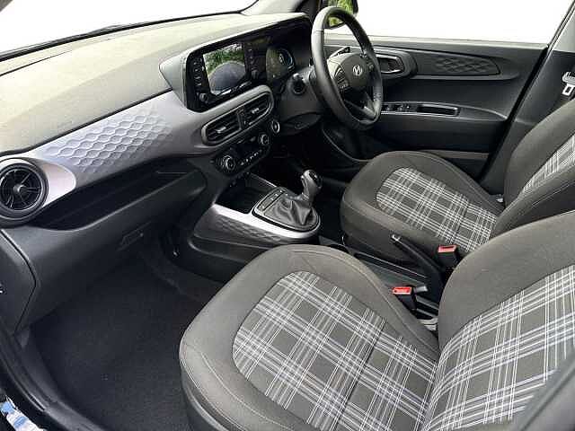 Hyundai i10 1.0 [63] Premium 5dr Auto [Nav]
