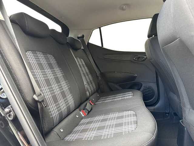Hyundai i10 1.0 [63] Premium 5dr Auto [Nav]