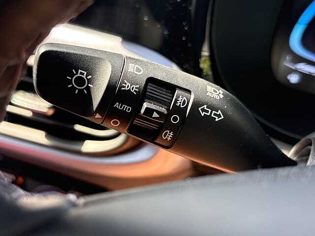 Hyundai i10 1.0 [63] Premium 5dr Auto [Nav]