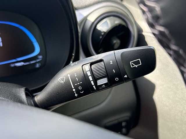 Hyundai i10 1.0 [63] Premium 5dr Auto [Nav]
