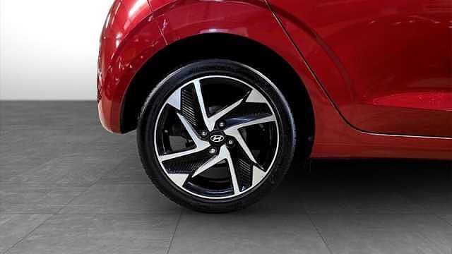 Hyundai i10 1.2 PREMIUM 5DR