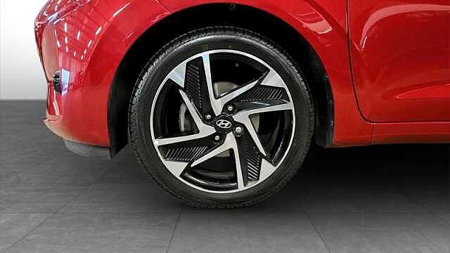 Hyundai i10 1.2 PREMIUM 5DR