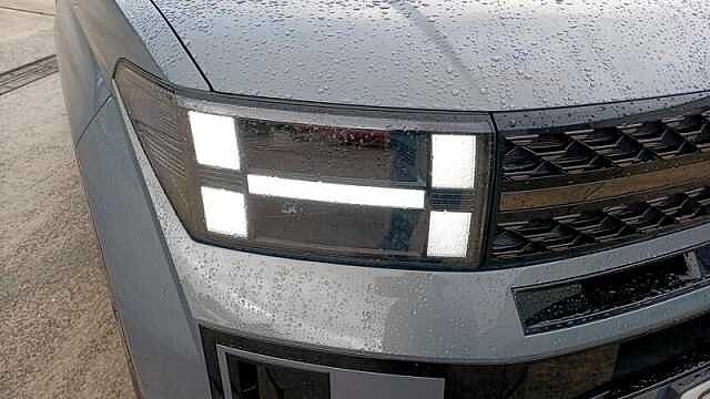 Hyundai SANTA FE 1.6H T-GDI HYBRID CALLIGRAPHY 5DR AUTOMATIC 4WD 7 SEATS