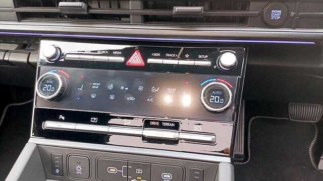 Hyundai SANTA FE 1.6H T-GDI HYBRID CALLIGRAPHY 5DR AUTOMATIC 4WD 7 SEATS