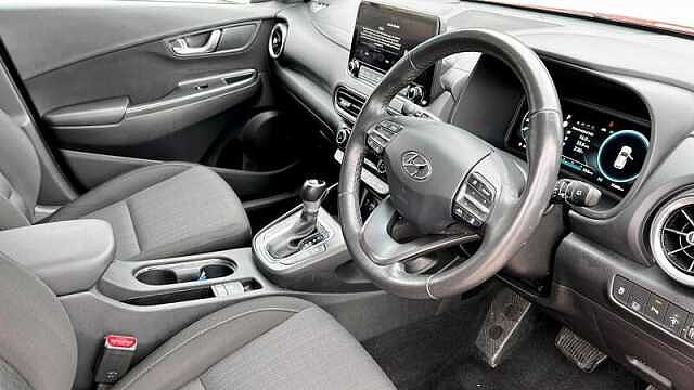 Hyundai KONA 1.6H-GDI HYBRID PREMIUM 5DR AUTOMATIC