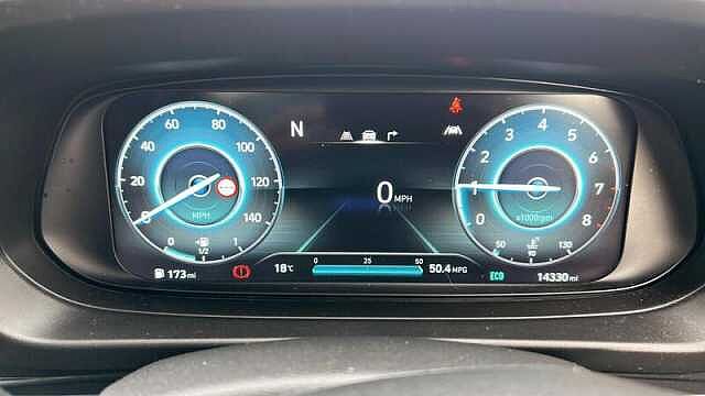Hyundai BAYON 1.0T-GDI MILD HYBRID PREMIUM 5DR