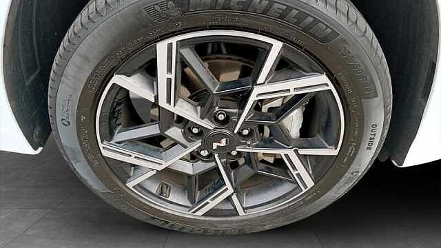 Hyundai TUCSON 1.6T-GDI HYBRID N LINE S 5DR AUTOMATIC