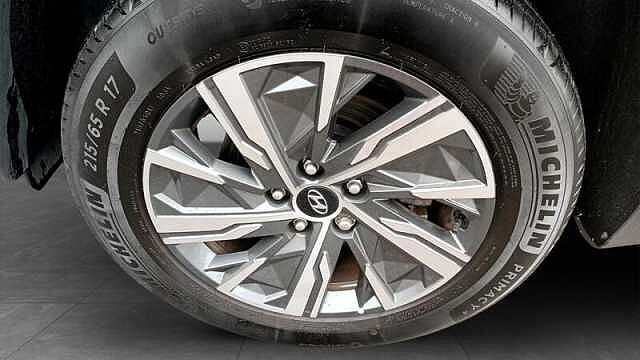 Hyundai TUCSON 1.6T-GDI SE CONNECT 5DR