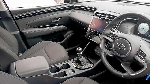 Hyundai TUCSON 1.6T-GDI SE CONNECT 5DR