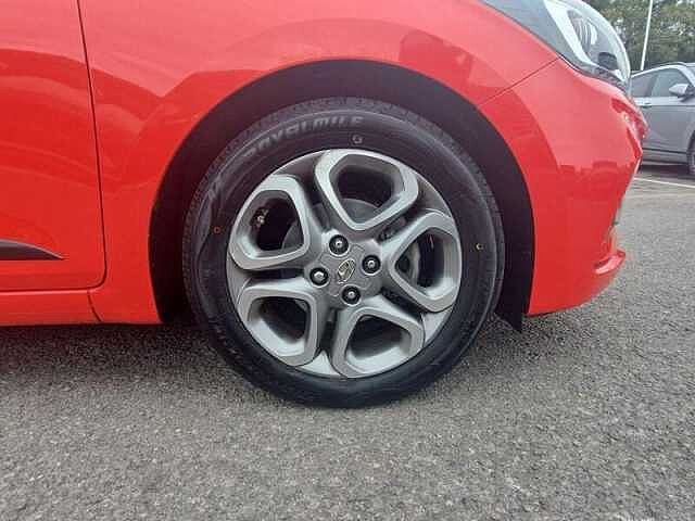 Hyundai I20 1.2 PREMIUM NAV 5DR Tomato Red