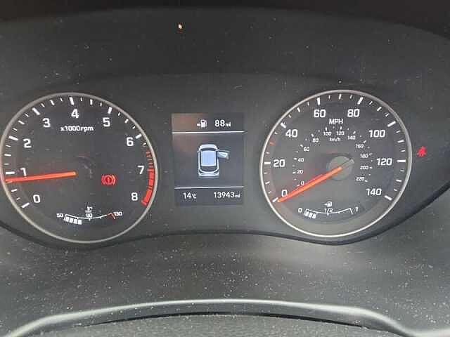 Hyundai I20 1.2 PREMIUM NAV 5DR Tomato Red