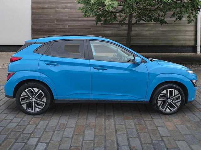Hyundai KONA 64KWH PREMIUM 5DR AUTOMATIC