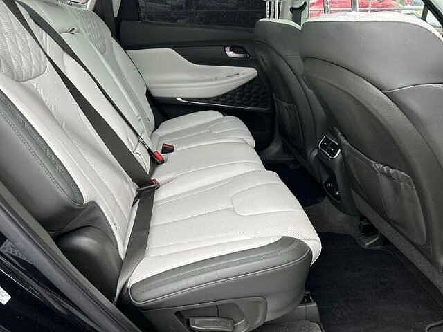 Hyundai SANTA FE 1.6H T-GDI HYBRID ULTIMATE 5DR AUTOMATIC 4WD Black