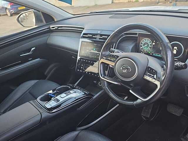 Hyundai TUCSON 1.6h T-GDi Hybrid Ultimate 5dr Automatic White