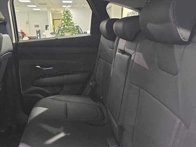 Hyundai TUCSON 1.6h T-GDi Hybrid Ultimate 5dr Automatic White