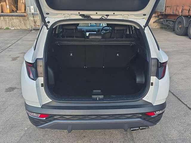 Hyundai TUCSON 1.6h T-GDi Hybrid Ultimate 5dr Automatic White