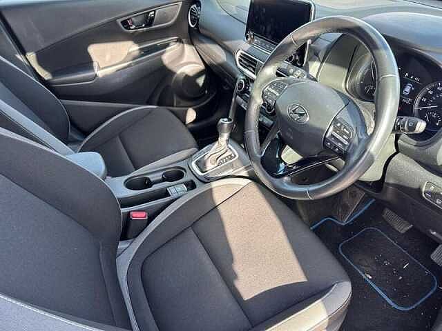 Hyundai KONA 1.6h-GDi Hybrid Premium 5dr Automatic Red