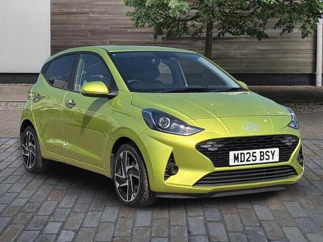 Hyundai i10 1.0 Premium Hatchback 5dr Petrol Auto Euro 6 (s/s) (63 ps)