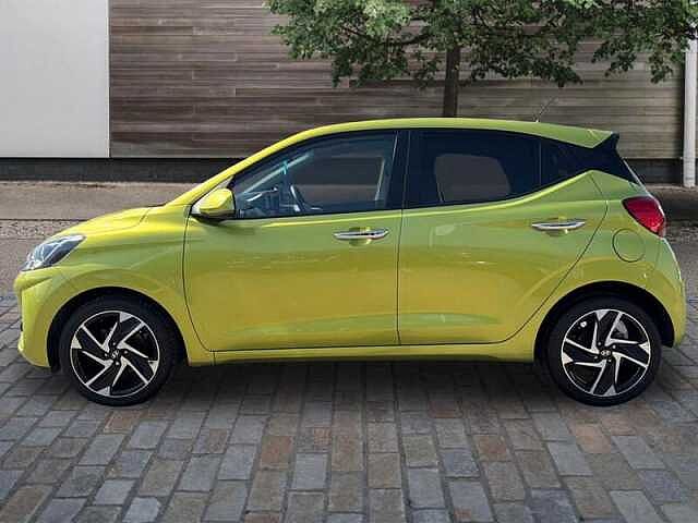 Hyundai i10 1.0 Premium Hatchback 5dr Petrol Auto Euro 6 (s/s) (63 ps)