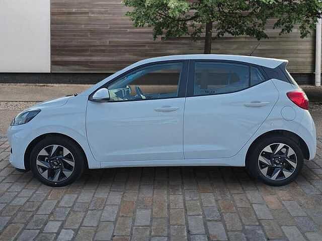 Hyundai I10 1.0 Advance 5dr Atlas White