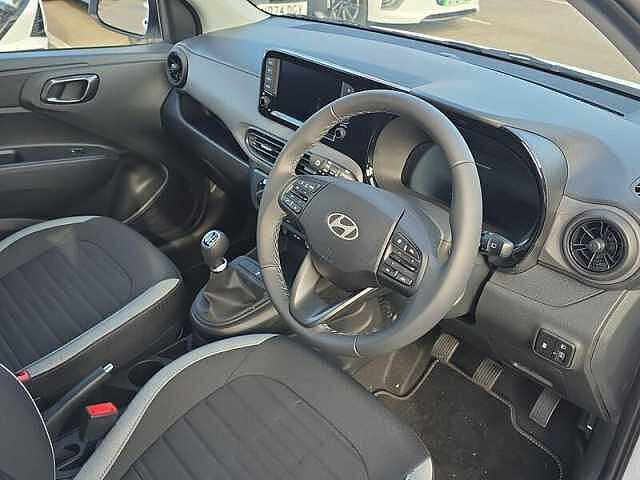 Hyundai I10 1.0 Advance 5dr Atlas White