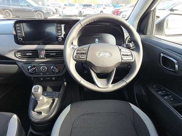 Hyundai I10 1.0 Advance 5dr Atlas White