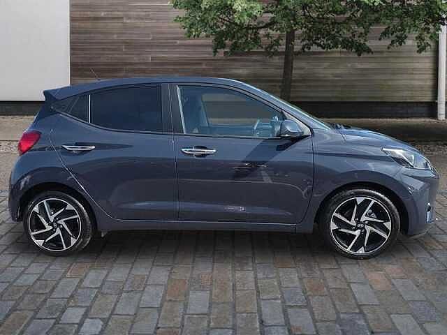 Hyundai i10 1.2 Premium 5dr Automatic