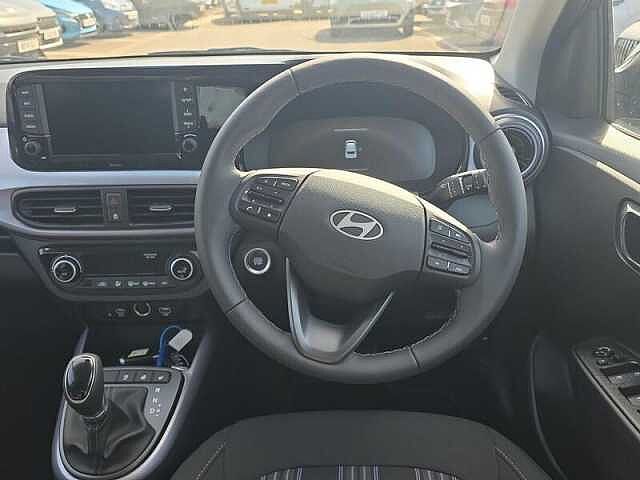 Hyundai i10 1.2 Premium 5dr Automatic