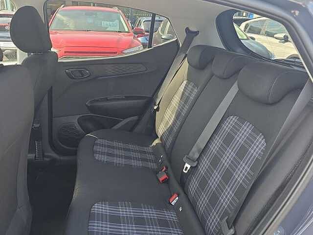 Hyundai i10 1.2 Premium 5dr Automatic