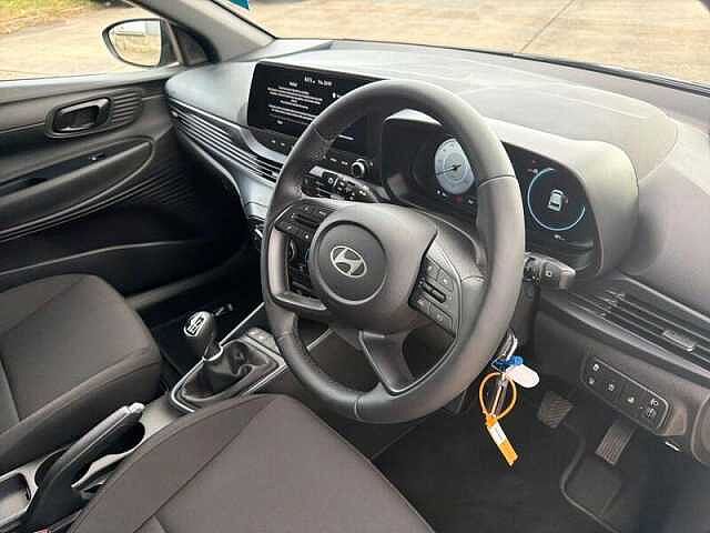 Hyundai I20 1.0 T-GDi Black Line Hatchback 5dr Petrol Manual Euro 6 (s/s) (90 ps) Vibrant Blue Pearl