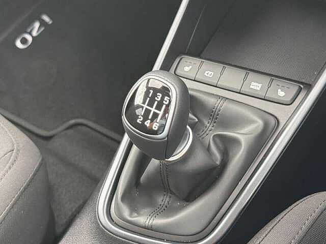 Hyundai I20 1.0 T-GDi Black Line Hatchback 5dr Petrol Manual Euro 6 (s/s) (90 ps) Vibrant Blue Pearl
