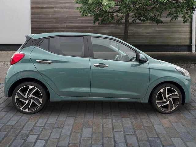 Hyundai I10 1.0 Premium 5dr Automatic Green