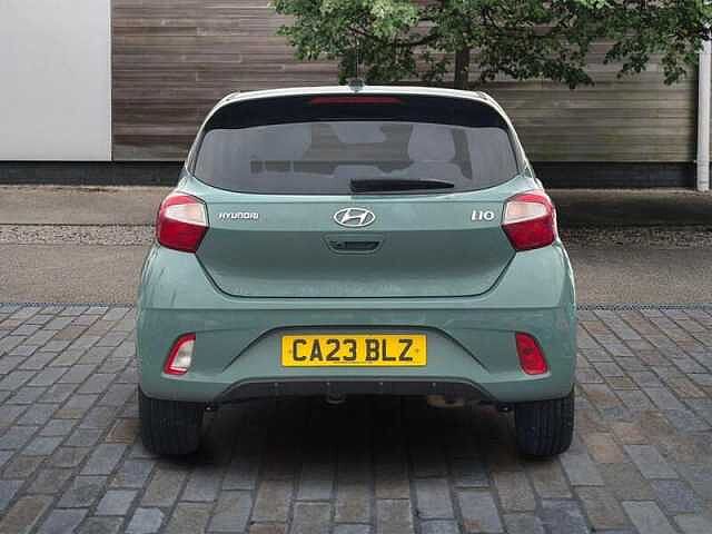 Hyundai I10 1.0 Premium 5dr Automatic Green
