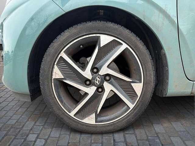 Hyundai I10 1.0 Premium 5dr Automatic Green