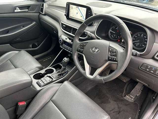 Hyundai TUCSON 1.6 CRDi MHEV Premium SE SUV 5dr Diesel Hybrid DCT Euro 6 (s/s) (136 ps)