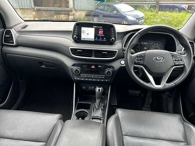 Hyundai TUCSON 1.6 CRDi MHEV Premium SE SUV 5dr Diesel Hybrid DCT Euro 6 (s/s) (136 ps)