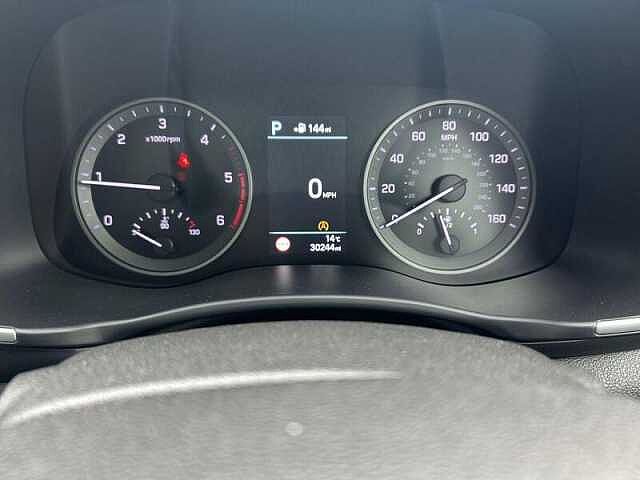 Hyundai TUCSON 1.6 CRDi MHEV Premium SE SUV 5dr Diesel Hybrid DCT Euro 6 (s/s) (136 ps)