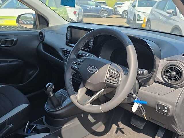 Hyundai i10 1.0 Advance Plus Pack 5dr Automatic