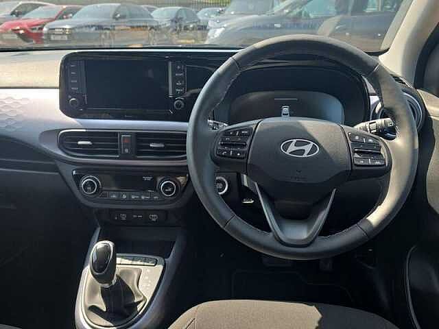 Hyundai I10 1.2 Premium 5dr Automatic Black