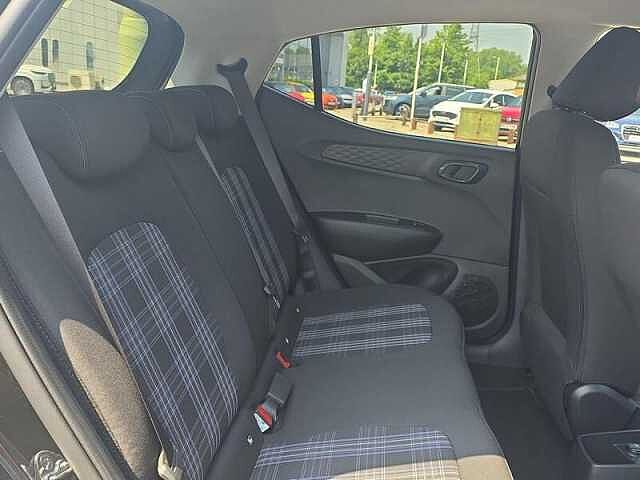 Hyundai I10 1.2 Premium 5dr Automatic Black