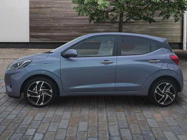 Hyundai i10 1.2 Premium 5dr Automatic