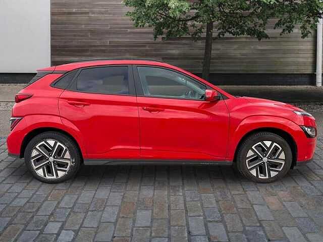 Hyundai KONA 64kWh Premium 5dr Automatic