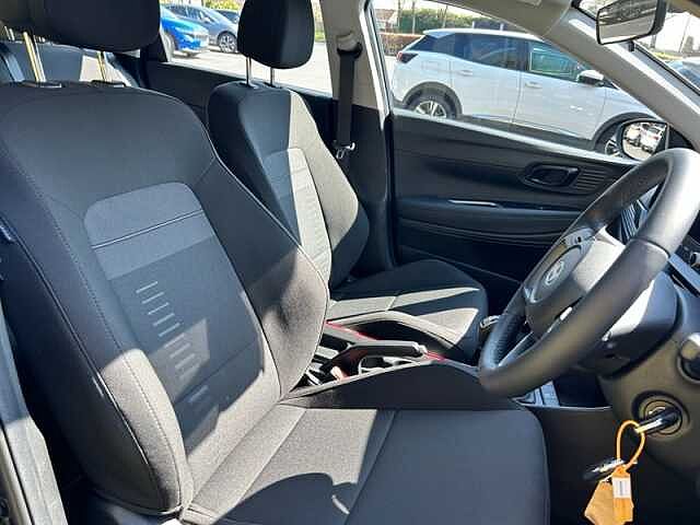 Hyundai BAYON 1.0 T-GDi Advance SUV 5dr Petrol Manual Euro 6 (s/s) (100 ps)